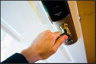 Portland Advantage Locksmith Portland, OR 503-403-0774 - 5-residential